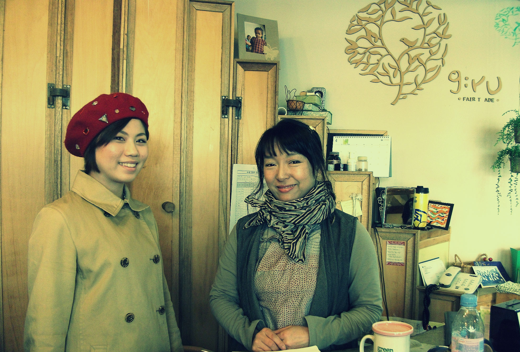 Right: Lee Soyoung (c) Akari Kuga