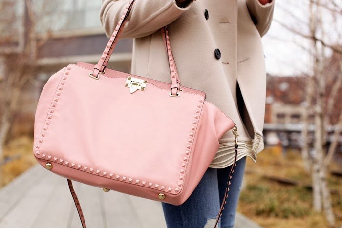 valentino-rockstud-bag-1