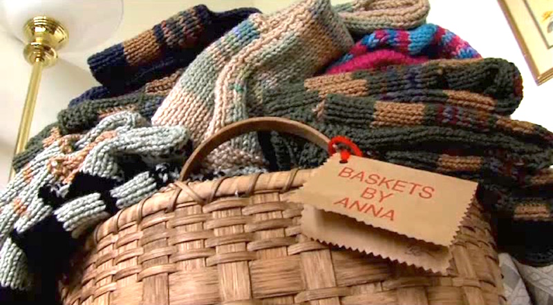 Via: "Charlotte County Woman Finishes Knitting 1,000th Sweater For Needy" WSET