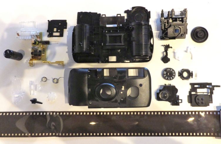 使い捨てカメラ』を解体してみた | Fragments